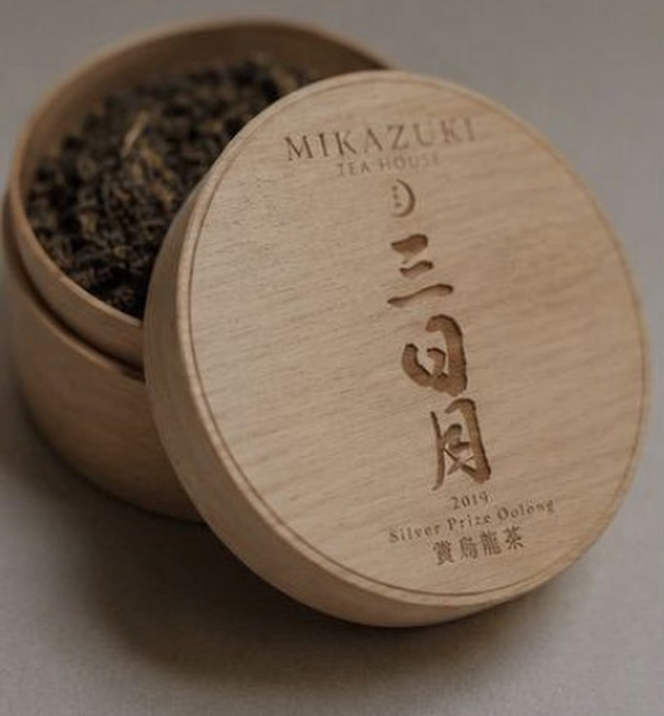 Open Mikazuki wooden tea container
