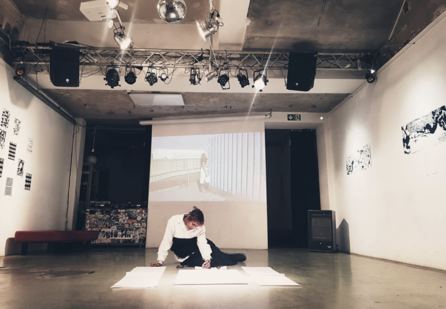 Wide live painting performance view in Aachen