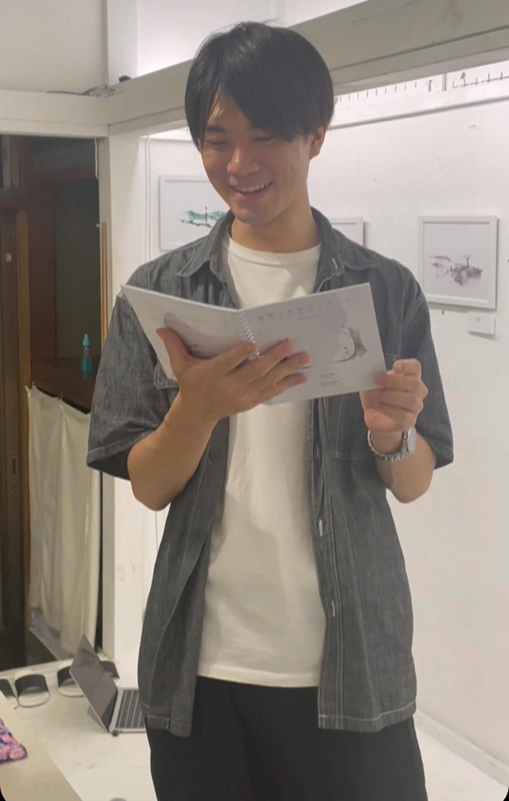 Reflection moment photo 17